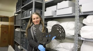 Mit vielen Fotos: Exklusiver Blick ins Magazin des Löhner Museums