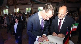 Datenschutz im Blick: Klare Worte von NRW-Ministerpräsident Wüst im Kreis Paderborn