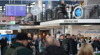 Wieso Verdi den Flughafen Paderborn nicht bestreikt