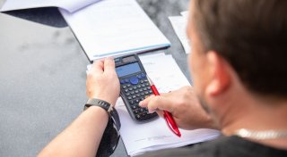 Überschuldung: So werden Sie Ihre Geldsorgen wieder los