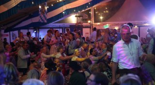 Band fällt beim Bad Oeynhausener Oktoberfest aus: Welche Musiker jetzt einspringen