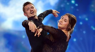 „Let`s Dance“: So hat es die Bielefelderin „Selfiesandra“ bis ins Halbfinale geschafft