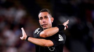 UEFA sperrt umstrittenen englischen Referee Coote