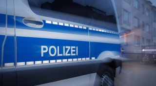 Wegen sexuellen Missbrauchs verurteilt: Arzt aus Herford auf der Flucht