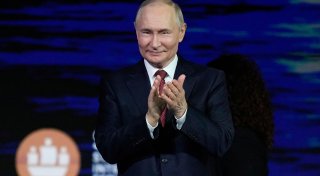 «Die ganze Ukraine ist unser» - Putin beim Wirtschaftsforum