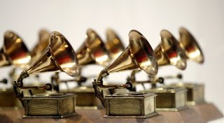 Billie Eilish und Shakira treten bei den Grammys auf