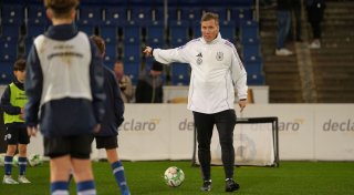 DFB-Trainerteam stellt mit Arminia neue Ideen für Jugendtraining vor