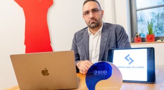 Herforder IT-Unternehmer erobert mit KI-Software den Weltmarkt