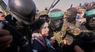 Freude und Wut in Israel: Chaos bei Freilassung von Geiseln