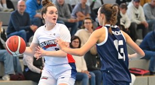 Abwehr der Bielefelder Basketballerinnen sichert ersten Sieg