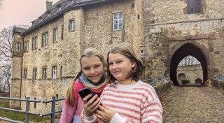 Digitales Burg-Abenteuer: Kostenlose App führt durch Bad Driburger Ortsteil