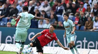 Dritter Heimsieg: Hannover bleibt oben dran