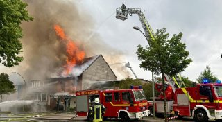 Ursache nach Großbrand im Kreis Paderborn geklärt - Spendenaktionen für Betroffene