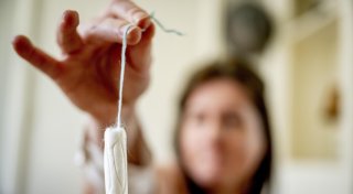 Grüne in Bad Driburg werben für öffentliche Tampon- und Bindenautomaten