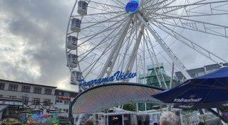 Der City-Kirmes-Preis-Check: Das kosten Bratwurst, Riesenrad und Co.