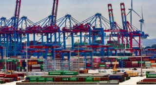 Ifo: Exporterwartungen der Industrie gesunken