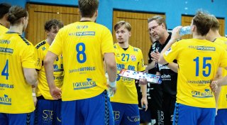 TSG-Handballer im Trainingslager mit Schatten und Licht