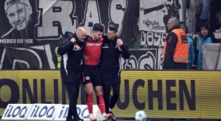 «Schlag ins Gesicht»: Bayers Terrier wohl schwer verletzt