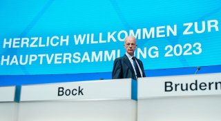 Anlegerschützer: Dax-Aufsichtsräte bekommen mehr Geld