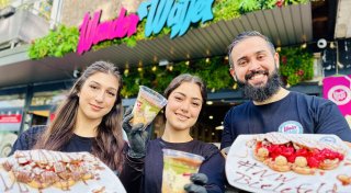 Neues Trendcafé bringt supersüße Berliner Waffelkreationen nach Bielefeld