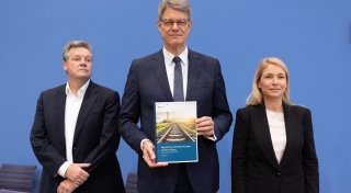 Niederlage für Schnieder: Kandidat für Bahnposten sagt ab