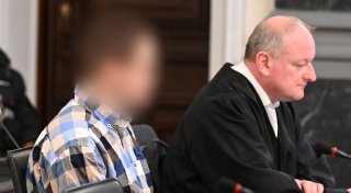 Familie mit Axt erschlagen - Lebenslang für 28-Jährigen