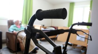 Notlage in der Pflege: Hunderte Pflegebedürftige werden im Kreis Höxter abgewiesen