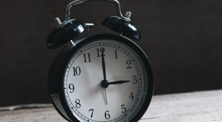 Zeitumstellung im Oktober 2025: Wann beginnt die Winterzeit?