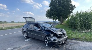 Unfall in Minden: Autofahrer (61) aus Hille lebensgefährlich verletzt