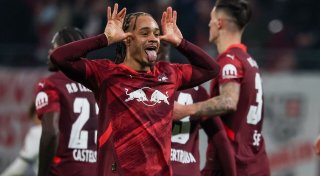 Sesko und Simons zaubern: Leipzig siegt in Unterzahl