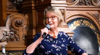 Kirsten Boie: Mit Kindern über Krieg und Krisen reden