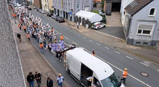Von der Polizei begleitet: Gleich zwei Demonstrationen in Bielefeld