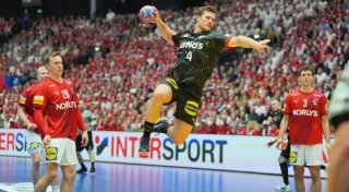Heftige WM-Pleite gegen Dänemark: Deutsche Handballer unter Druck