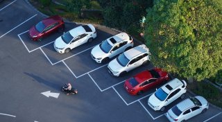 Teures Parken, Tausende Kinder wohnungslos und amtliche Warnung vor Sturmböen