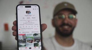 5,8 Millionen Aufrufe für Video aus Enger: „Fahrlehrer Buki“ ist berühmt auf TikTok