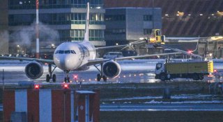 Eisglätte schränkt Flugverkehr in Stuttgart ein