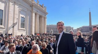 Kritik an Söder nach Selfie vor Trauerfeier