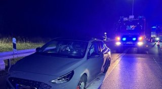 Ein Crash auf der A44 bei Breuna in der Nacht