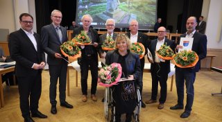Ehrenringe für sieben Mitglieder des Stadtrates von Bad Oeynhausen