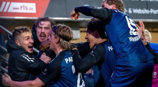 Plötzlich Spitzenreiter: Der SC Paderborn führt eine verrückte 2. Liga an