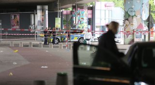 Mann verletzt mehrere Menschen in Bielefeld - Fahndung läuft