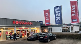 Nach Hochwasser: Läden im Werre-Einkaufszentrum in Bad Oeynhausen wieder eröffnet