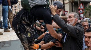 Rechtsextreme nach Tumulten bei Königsbesuch unter Verdacht