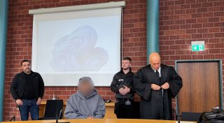 Im Wahn 72 Mal zugestochen: 50-Jähriger muss in Psychiatrie