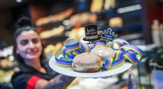 Neujahr 2025: Wo gibt es in Bielefeld am Feiertag frische Brötchen?