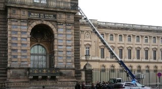 Louvre-Einbrecher stehlen Beute von «historischem Wert»