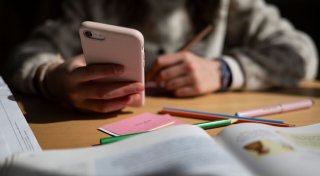 Handyverbote an Schulen - Ja oder Nein?
