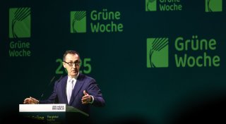Özdemir eröffnet Grüne Woche - Seuche überschattet Messe