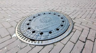 Irritation um neue Hingucker in Güterslohs Innenstadt - Kritik an den Kosten