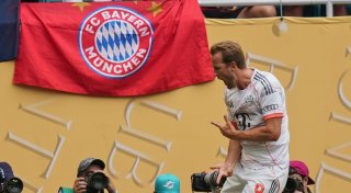 Doppelpacker Kane führt Bayern ins große WM-Duell mit Paris